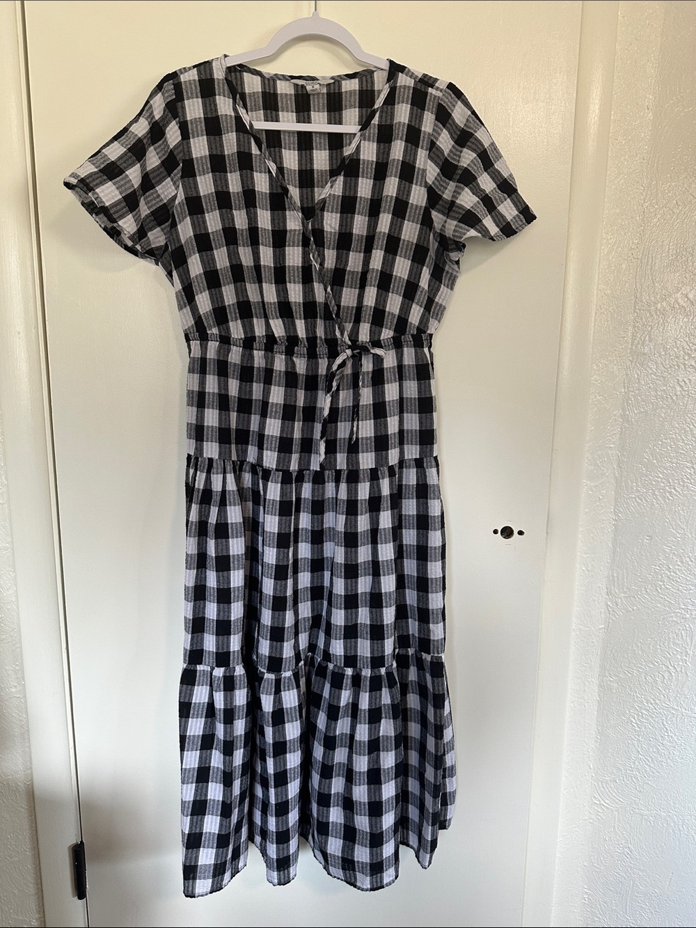 croft & barrow Black and White Gingham Wrap Midi Dress Size Medium